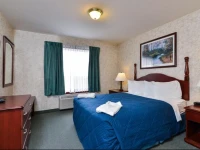 Quality Inn & Suites Edmonton International Airport 