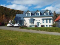GГ®te Г  lAbri du Vent Bed and Breakfast 