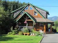 Trailhead Resort 