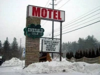 Emerald Isle Motel 