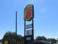 Super 8 Red Deer North 
