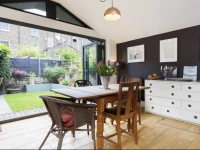 Four Bedroom House in Hackney 