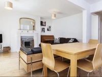 Two Bedroom Apartment in Kentish Town 