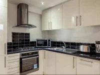 Everard Apartment 