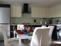 The Broadway Apartment for 16 