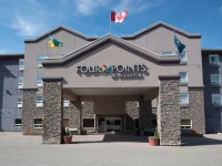 Four Points by Sheraton Saskatoon 