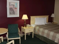 Northwoods Inn & Suites 