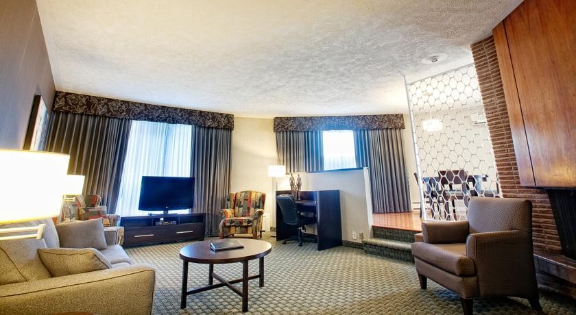 Rodd Royalty Executive Apartment 
