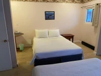 Paradise Motel 