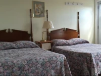 Admirals Quay Motel & Suites 