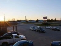 Strathroy Motor Inn 