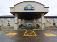 Days Inn & Suites Thompson 