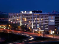 International Plaza Hotel and Conference Centre 