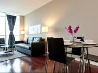 Atlas Suites Furnished Apartment - Yonge Street, Downtown Toronto 