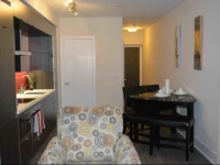 Deluxe Suites - Front Street Furnished Apartment 