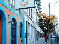 HI-Toronto Hostel 