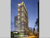 Pinnacle Suites - Luxurious Downtown Suite 