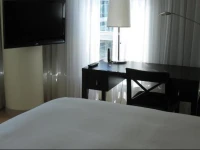Toronto Luxury Accommodations - Soho 
