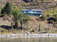 The River Haus Bed and Breakfast 