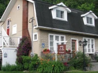 Auberge De Mon Petit Chum 