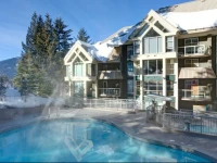 Woodrun Lodge by Whistler Accommodation 