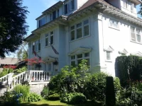Balfour House 