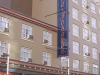 Howard Johnson Hotel Vancouver 