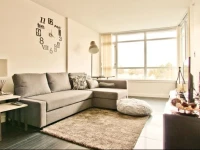 One-Bedroom Apartment West Broadway 