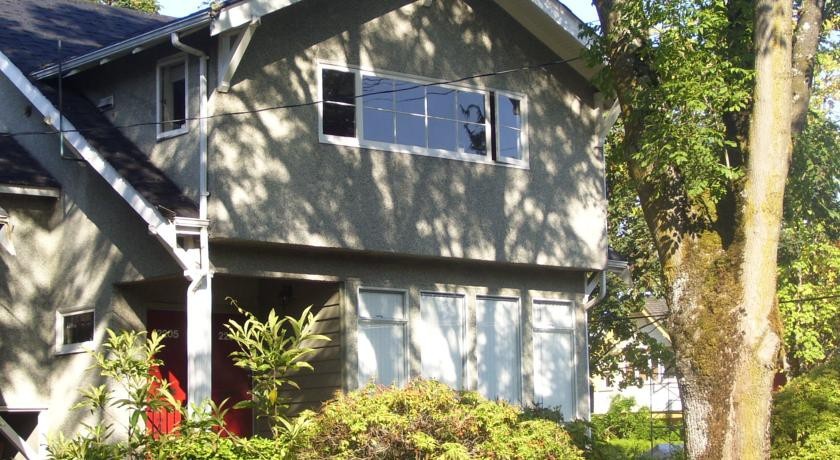 Stephens Suites in Kitsilano 