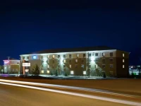 Pomeroy Inn and Suites Vermilion 