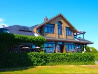 Spinnakers Gastro Brewpub & GuestHouses 