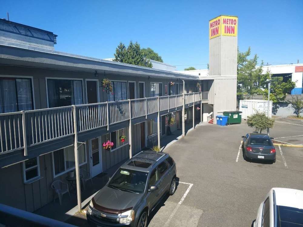 Metro Inn 