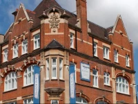 W12 Rooms 