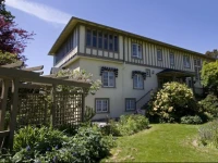 Oak Bay Guest House Bed And Breakfast 