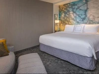 Courtyard by Marriott Winnipeg Airport 