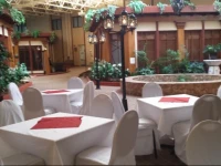 Canad Inns Destination Centre - Fort Garry 