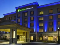 Holiday Inn Express & Suites Vaughan Southwest 