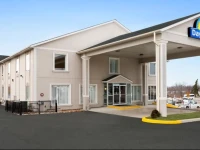 Days Inn - Woodstock 