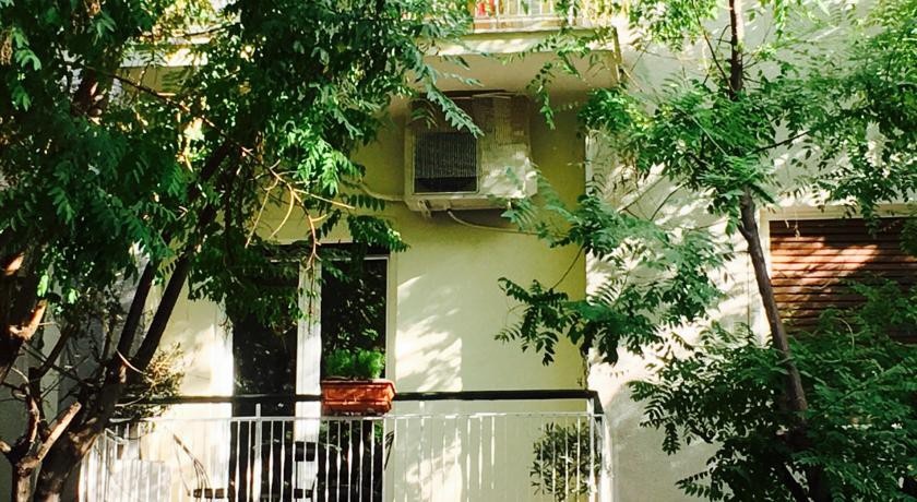 FnF Apartment 