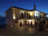 Agnanti Hotel Apartments 