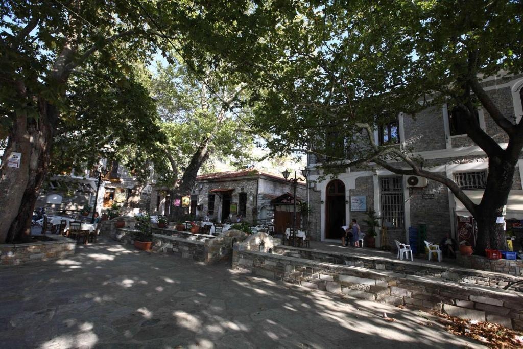 Mirto Apartments 