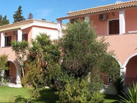 Dora Apartments