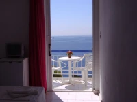 Kavos Bay Seafront Hotel 