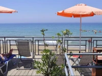 Pink Palace Beach Resort 