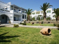 Porto Raphael Residences & Suites 