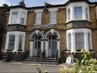 Manor House London 2*