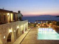 Avgerinos Village