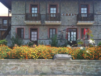 Varnous Hotel