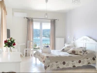 Guesthouse Triantafilia 