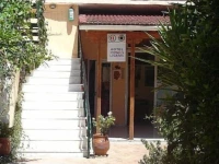 Logaras Apartments 